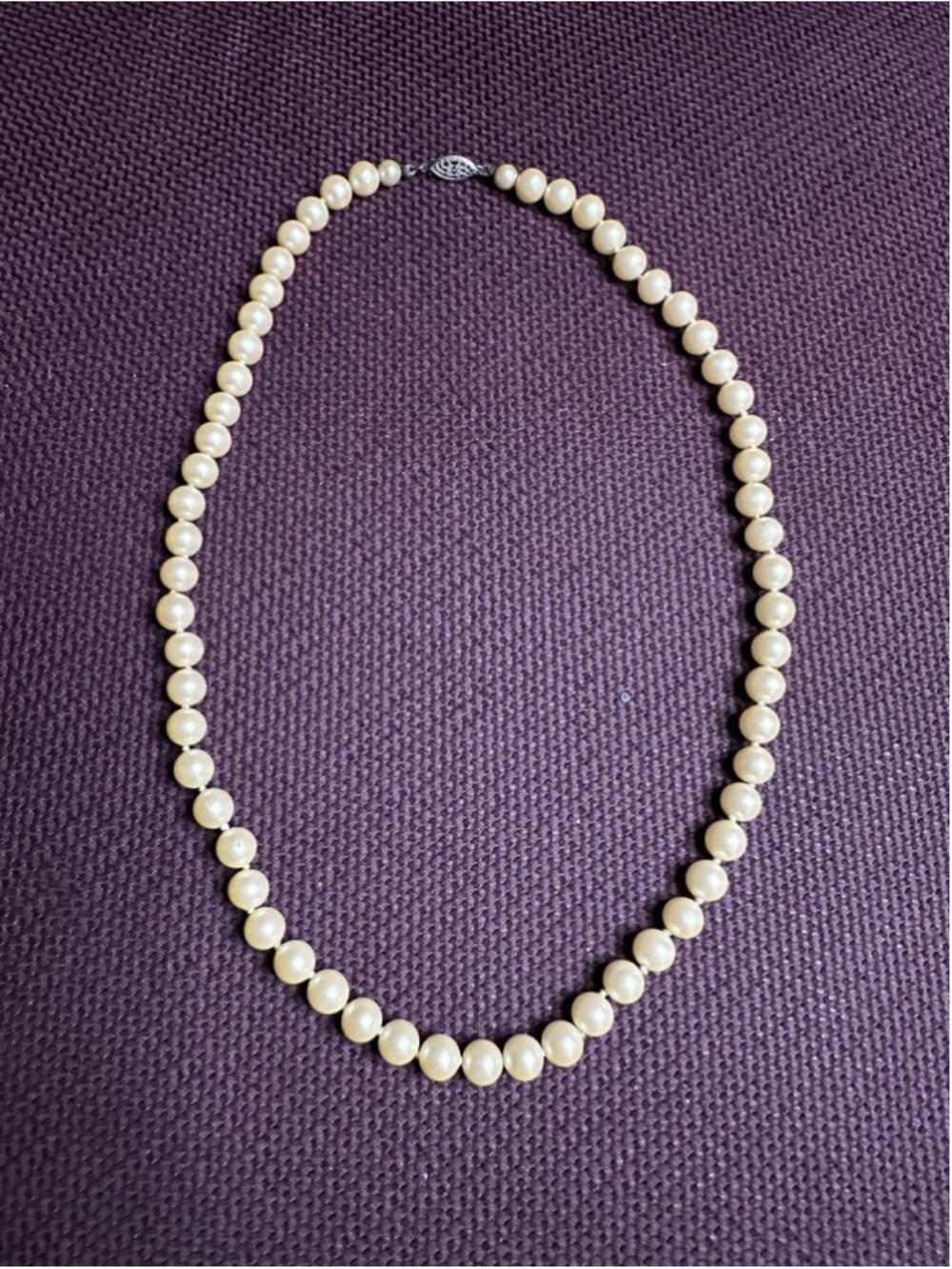 Cream & Silver Pearl Necklace